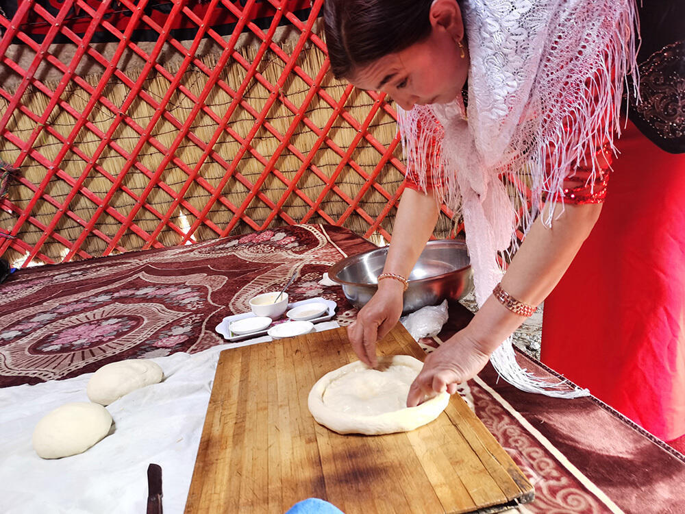 ТРАДИЦИОННАЯ КУЛЬТУРА КИТАЯ. Нан - традиционная выпечка хлеба кочевых народов Синьцзяна