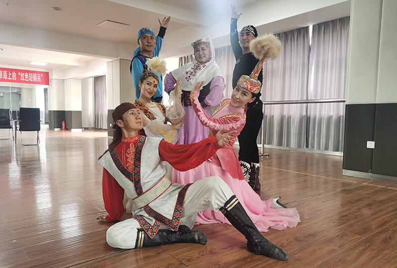 СИНЬЦЗЯН СЕГОДНЯ. Казахский танец "Кара Жорга" - нематериальное культурное наследие Китая