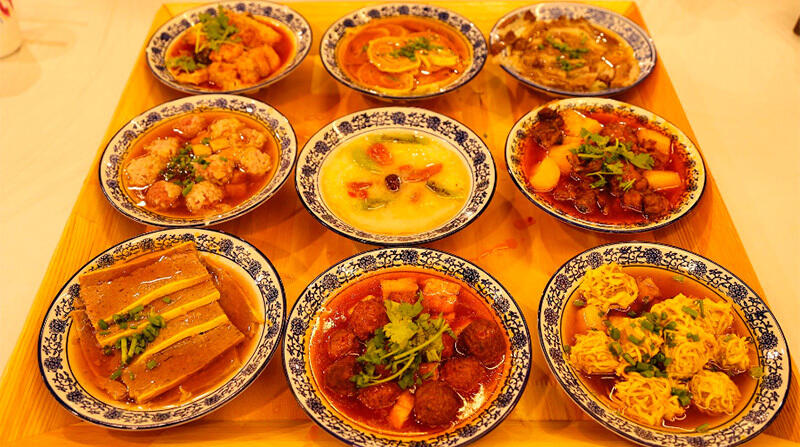 СИНЬЦЗЯН СЕГОДНЯ. Кухня Синьцзяна на магистрали Дуку