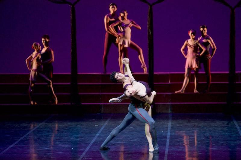 Гастрольные спектакли Национального театра страны Abay Opera House на большой сцене Astana Opera