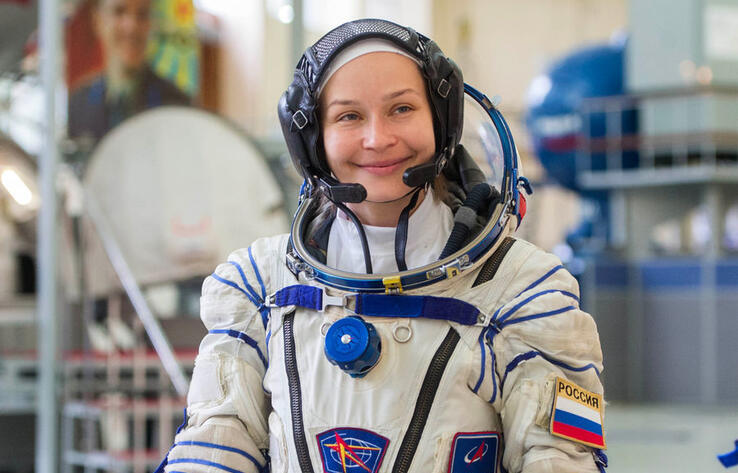 "Это как будто состояние, противоположное невесомости": актриса Юлия Пересильд о возвращении на Землю