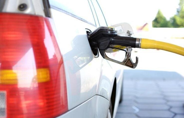 Казахстанцев призвали сообщать в Министерство энергетики об отсутствии бензина на заправках
