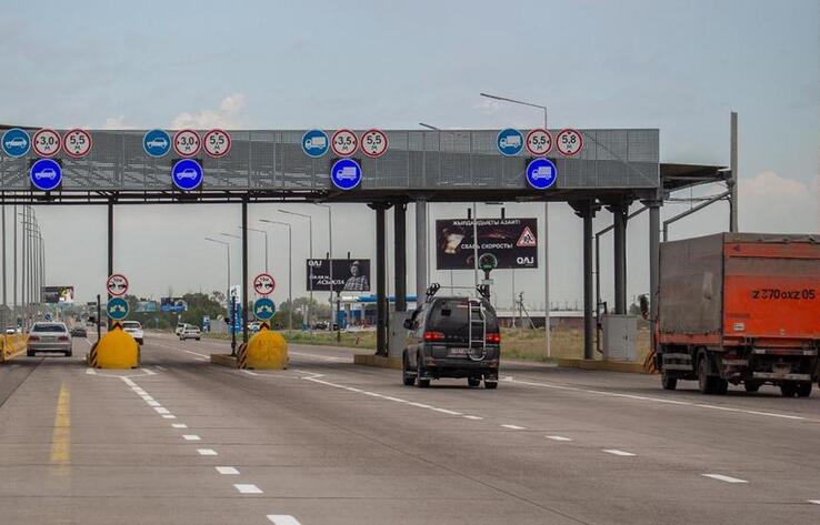 Семь казахстанских дорог стали платными 