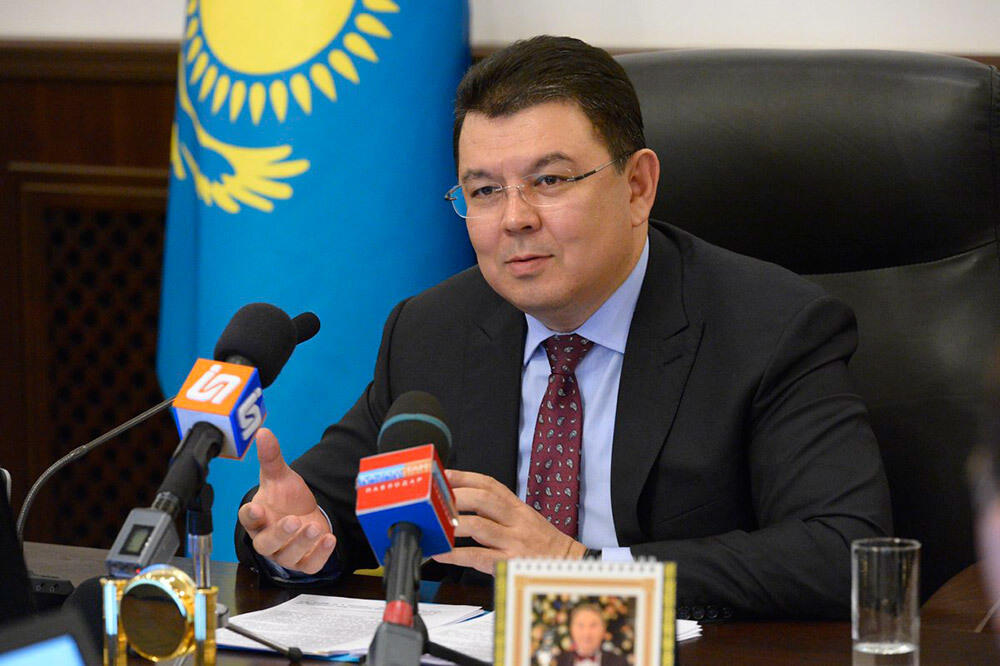 Бозумбаев назначен акимом Алматинской области