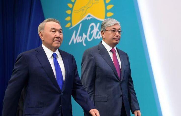 Nazarbayev transfers powers of head of "Nur Otan" to Tokayev