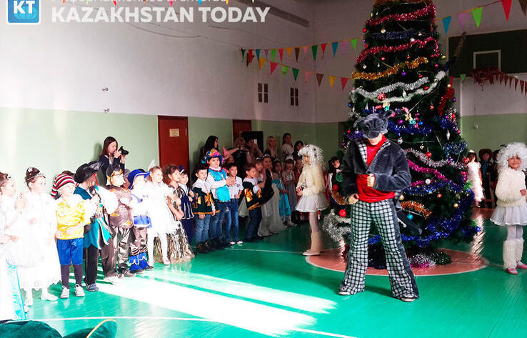 Whether New Year's parties to be held in Kazakhstan schools