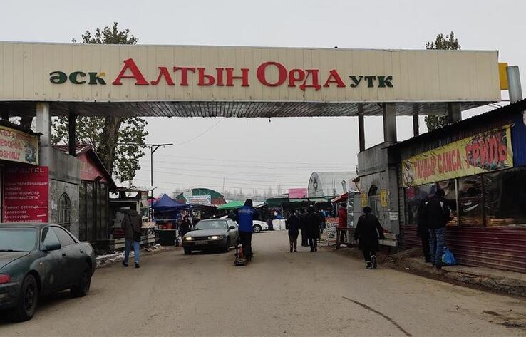 Аким Алматинской области потребовал запустить дорогу возле рынка "Алтын Орда"