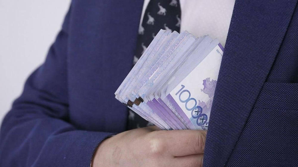 Должностное лицо КТЖ подозревается в коррупции