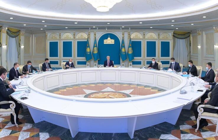 Казахстанцы должны начинать думать о своем будущем - Токаев