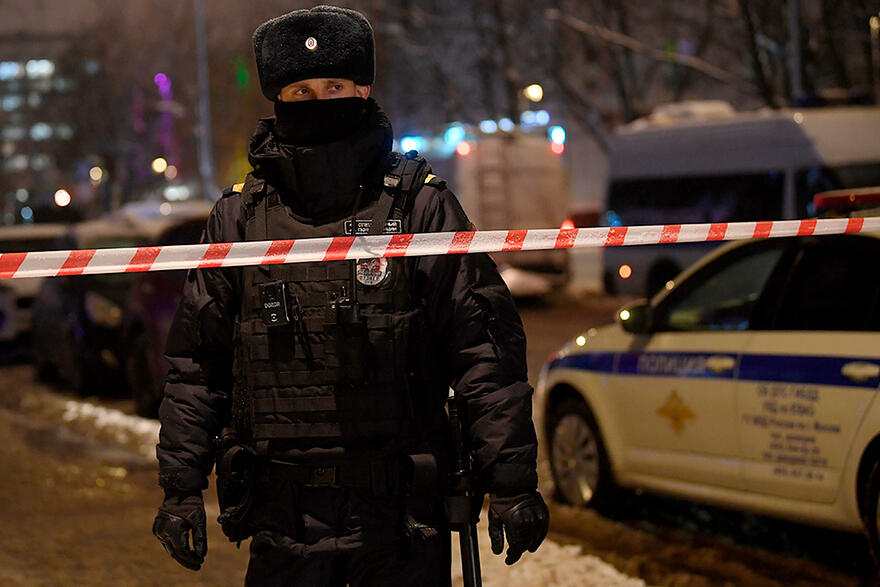 В Москве посетитель МФЦ расстрелял сотрудников центра из-за медицинской маски