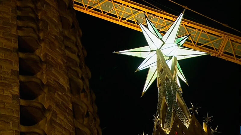 Звезда над Саграда Фамилия: завершающая фаза строительства