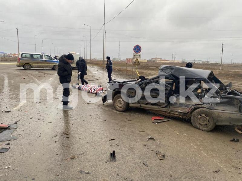 В ДТП с участием фуры погибли два человека в Атырауской области. Фото: Мой город
