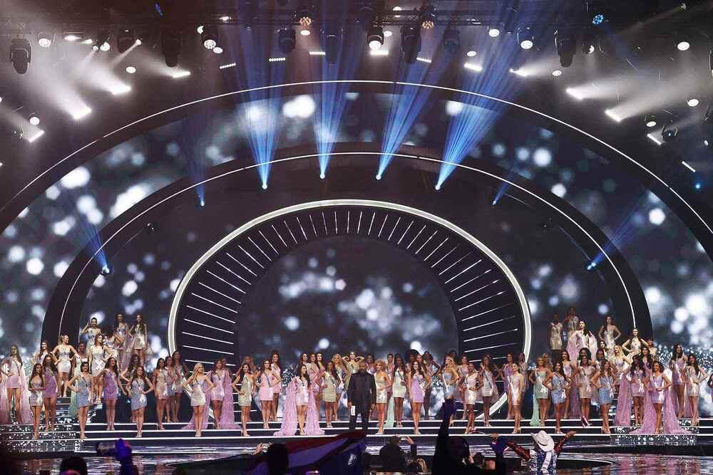 India's Harnaaz Sandhu is crowned Miss Universe 2021. Images | iz.ru