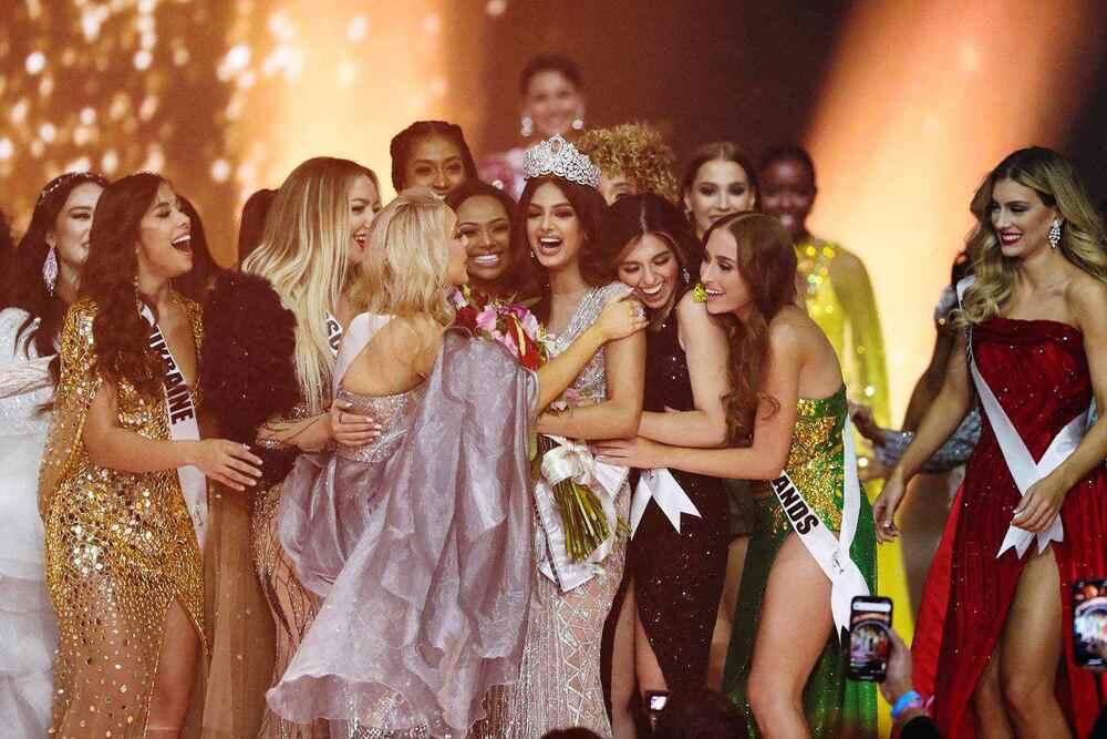 India's Harnaaz Sandhu is crowned Miss Universe 2021. Images | iz.ru