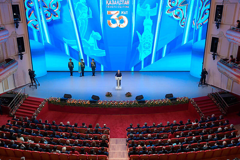 В стране должен царить закон, как твердая основа гармонии и порядка - Токаев. Фото: Акорда