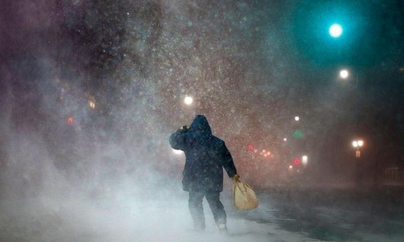 В восьми областях объявили штормовое предупреждение 