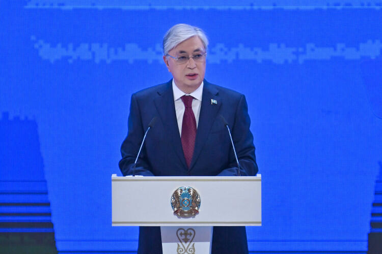 Токаев: Международные резервы Казахстана составляют свыше 90 млрд долларов