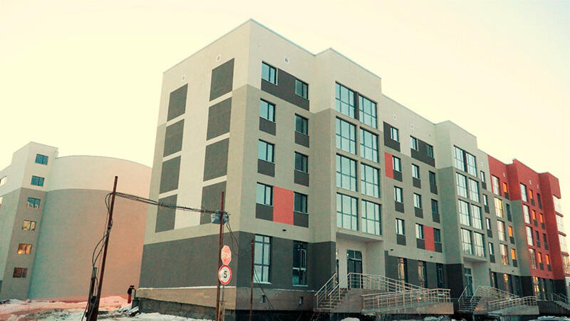 В Нур-Султане почти 400 семей-очередников получили квартиры