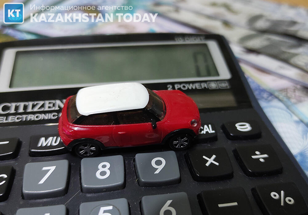 Налоговую амнистию для старых и разбитых автомобилей могут ввести в Казахстане