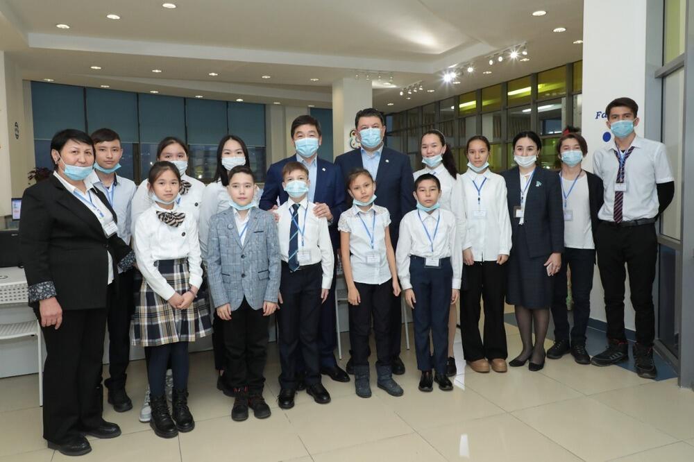 Байбек ознакомился с реализацией предвыборной программы Nur Otan в Талдыкоргане . Фото: Nur Otan