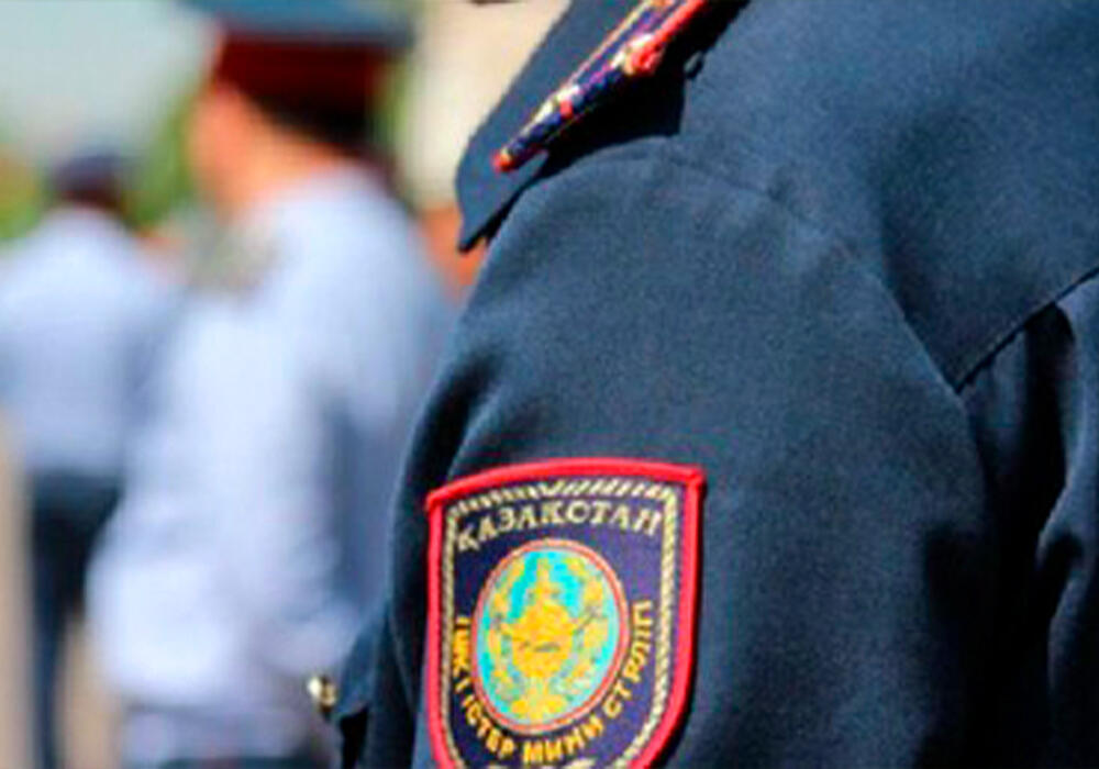 В Восточном Казахстане уволили полицейского, подозреваемого в хулиганстве