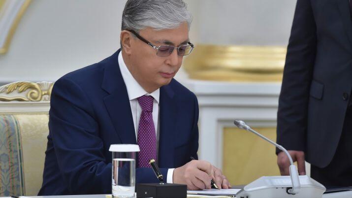 Kazakh President Tokayev received congratulatory letters on occasion of Independence Day