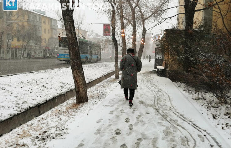 В семи областях объявили штормовое предупреждение 