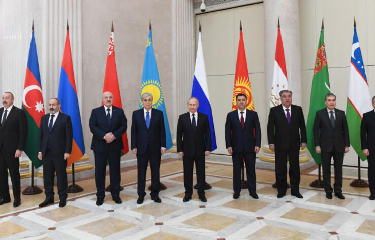 Президент РК поблагодарил президента РФ за оказанную помощь во время пандемии