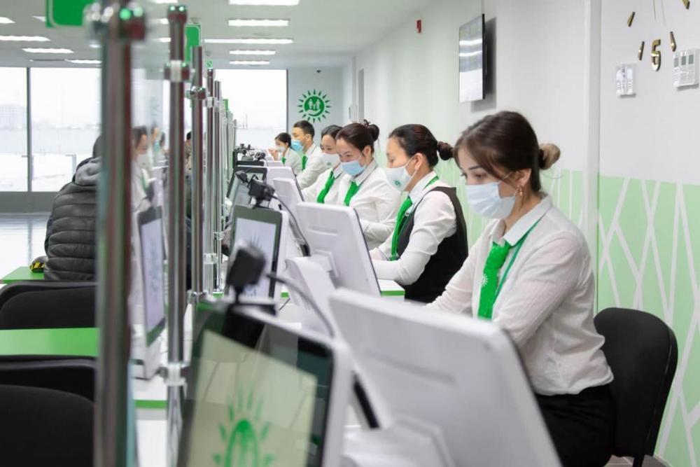 ЦОНы возобновили работу в Алматы 
