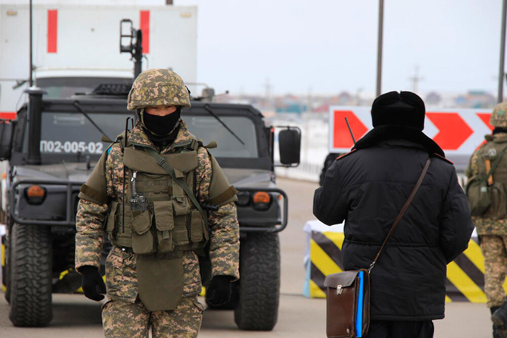 Тургумбаев: Около трехсот человек пытались покинуть Казахстан 