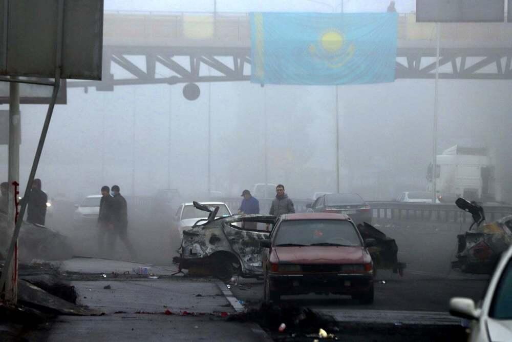В Казахстане задержали почти четыре тысячи участников беспорядков