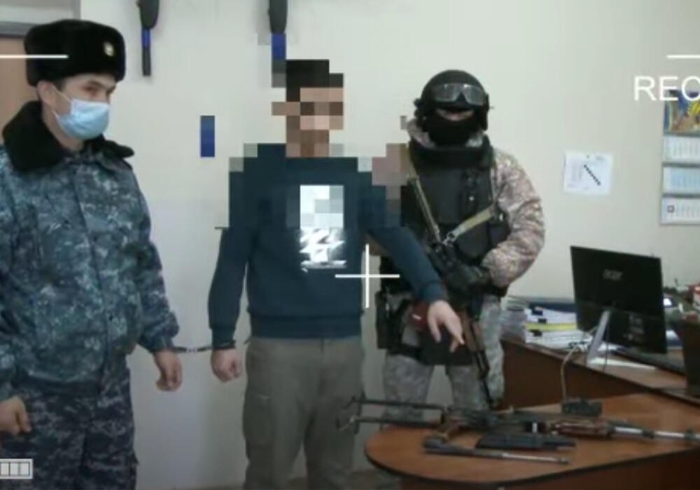 У участников беспорядков в Атырау изъяли оружие и бронежилеты