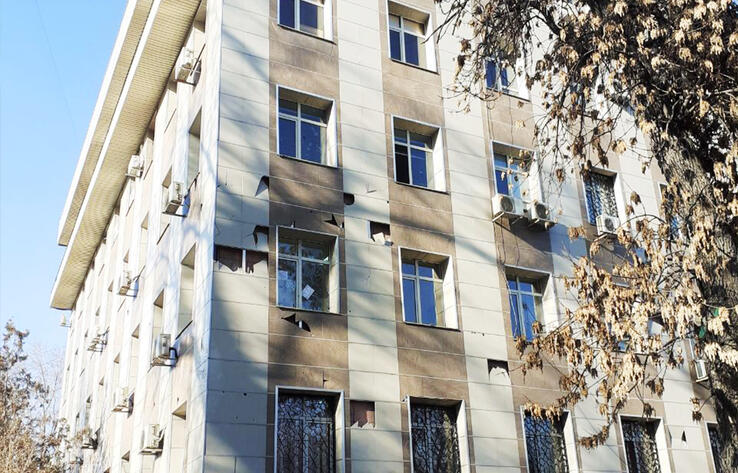 Подробности штурма здания департамента полиции в Алматы