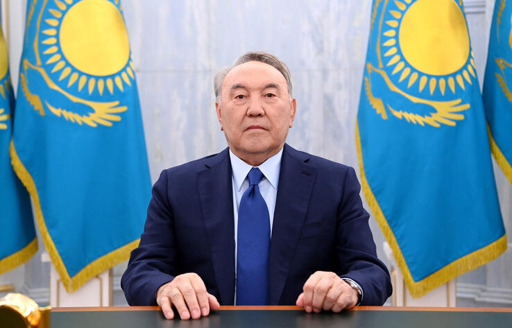 Назарбаеву сохранят право выступать перед парламентом  