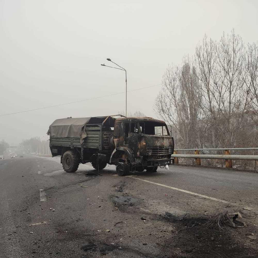 "Зомби-апокалипсис в Алматы" - участник январских событий рассказал о нападавших