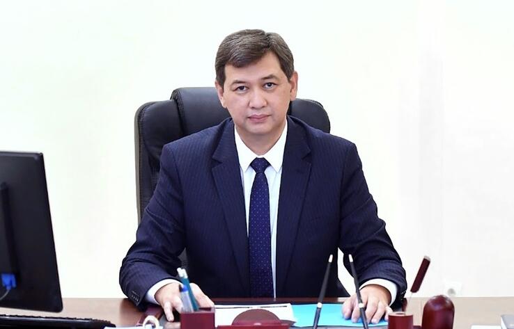 Киясов освобожден от должности вице-министра здравоохранения и главного госсанврача