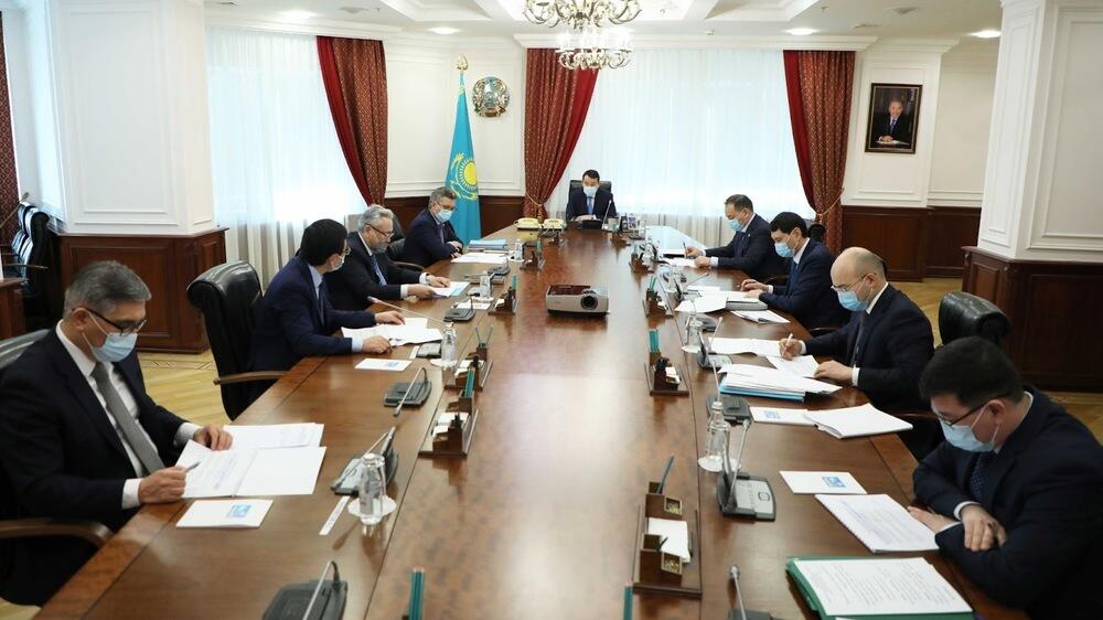 В правительстве рассмотрена программа действий властей на 2022 год