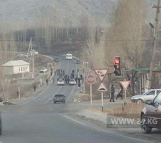 Инцидент на границе: Кыргызстан и Таджикистан договорились о прекращении огня
