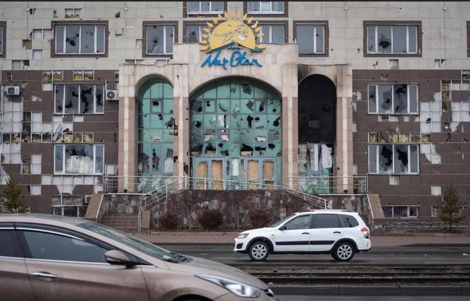 Жамбыл облысының тұрғыны қаңтар айындағы тәртіпсіздік кезінде NurOtan ғимаратын өртегені үшін ұсталды