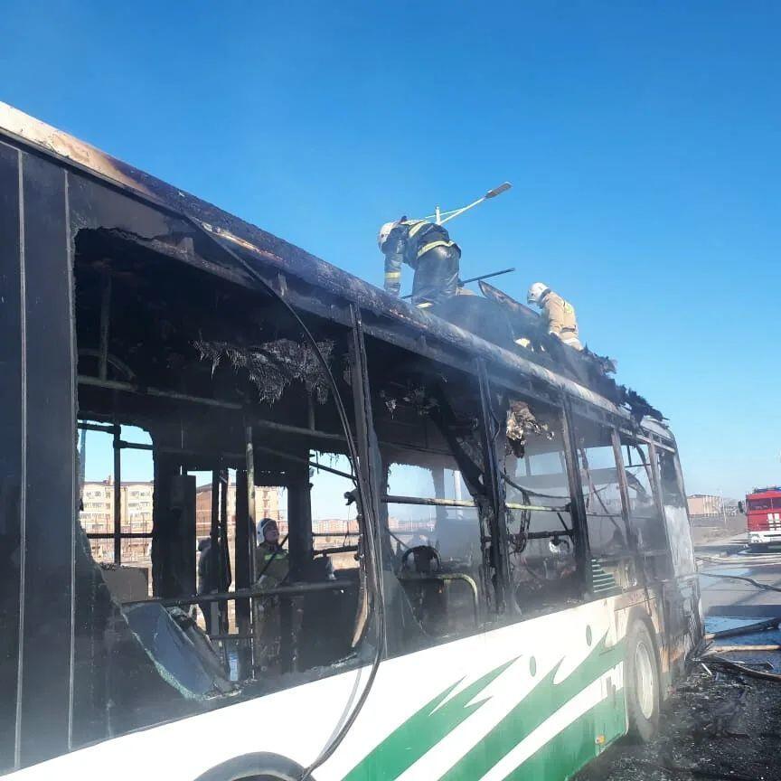 В Кызылорде сгорел автобус 