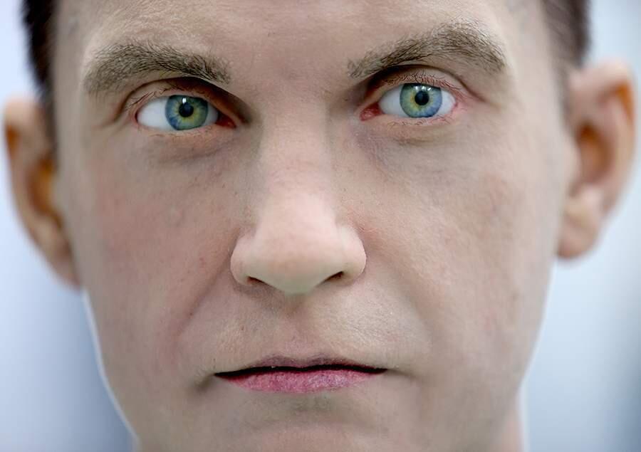 Дорогой друг: как делают человекоподобных роботов. Фото: iz.ru. Новая модель обладает силиконовой кожей и глазами, максимально похожими на человеческие