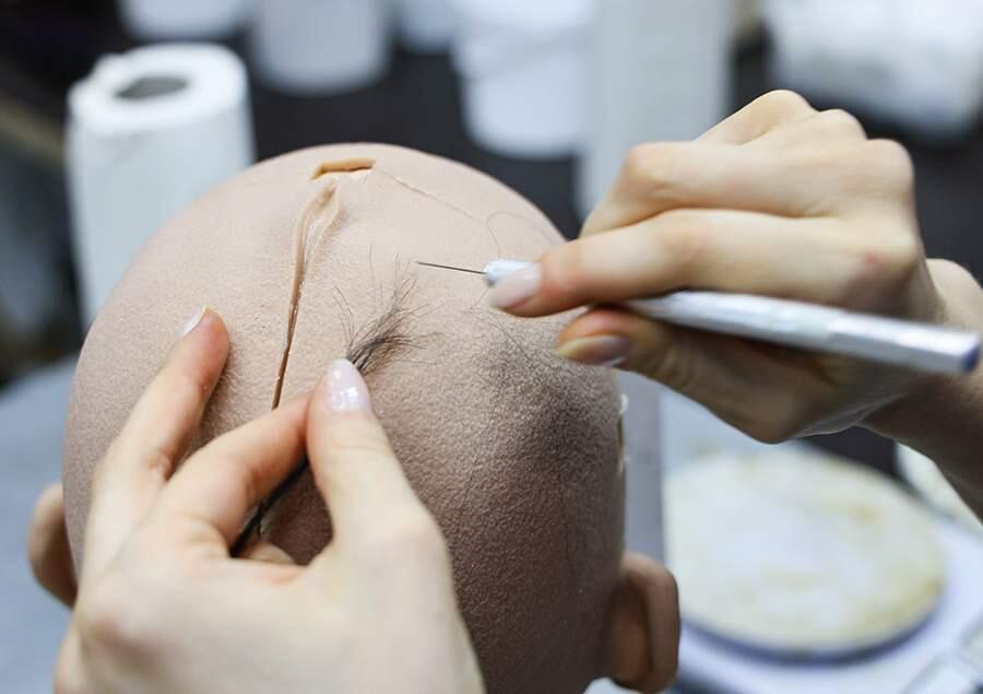 Дорогой друг: как делают человекоподобных роботов. Фото: iz.ru. К настоящему моменту в России продано уже 19 роботов модели Robo-C