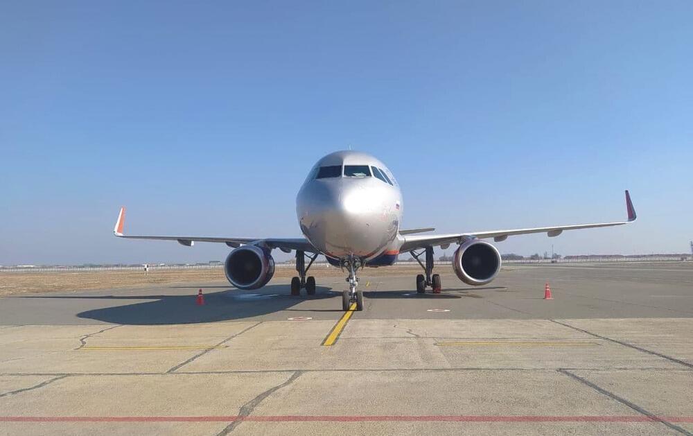 Самолет "Аэрофлота" экстренно сел в аэропорту Кызылорды 