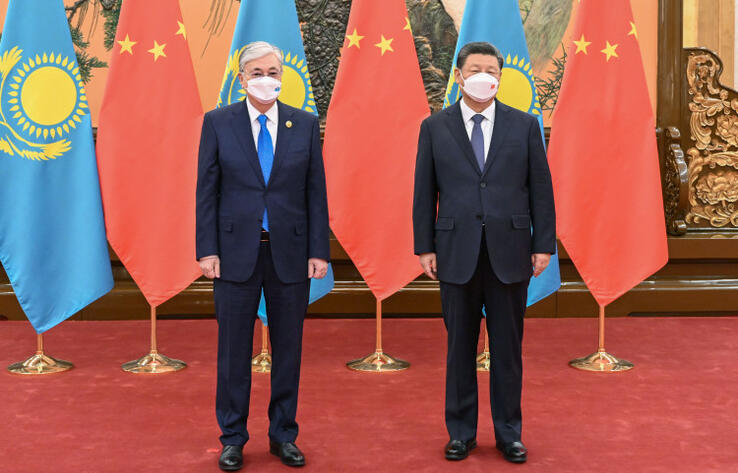 Токаев провел переговоры с председателем КНР Си Цзиньпином