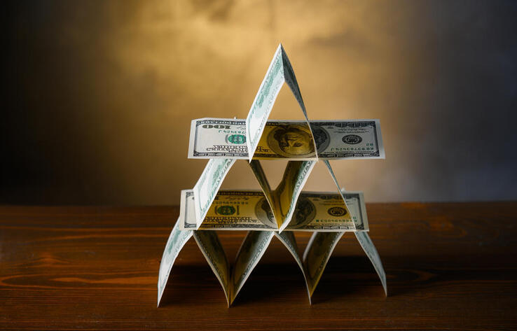 Танымал қазақстандық блогерлер қаржы пирамидасын құрды деген күдікке ілінді