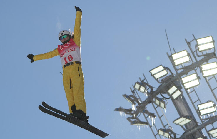 Десятый день Олимпиады: казахстанская фристайл-акробатка заняла 11 место в первом финале