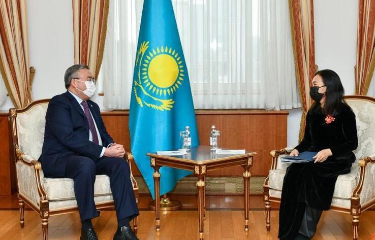 Kazakh Foreign Minister receives Vietnam Ambassador