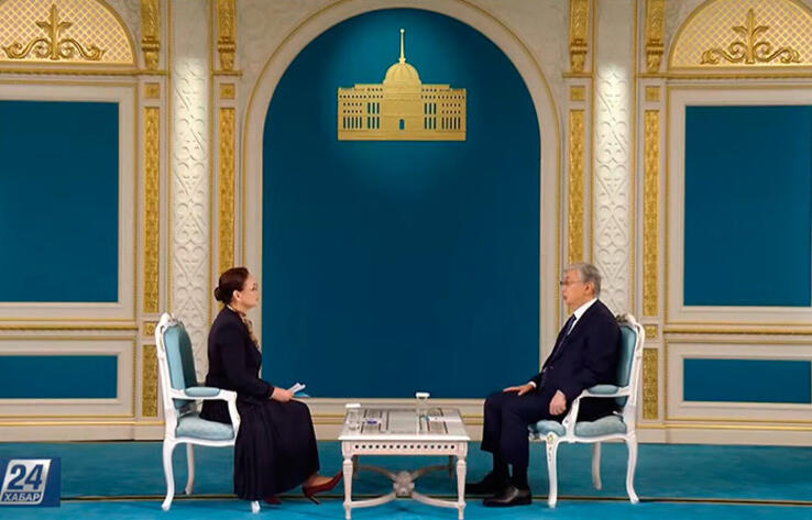 Президент Казахстана ответил, почему предыдущее интервью было на русском языке