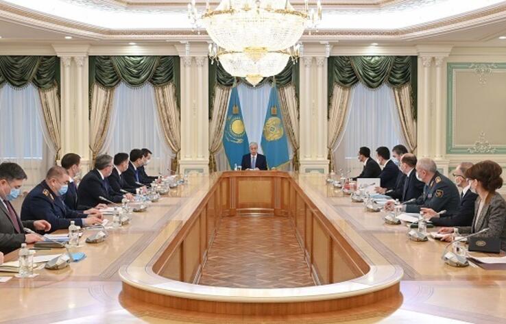 Токаев поручил разработать антикризисный план в связи с обострением международной ситуации 
