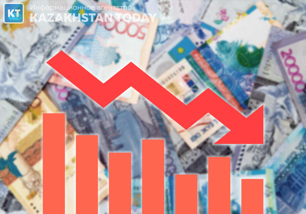 Тенге продолжает слабеть по отношению к доллару США